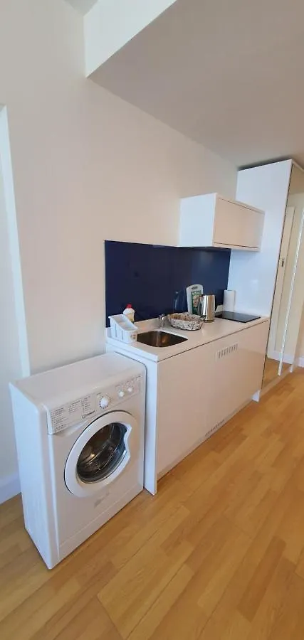 Subtropik Apartments In バトゥーミ